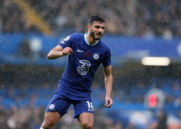 太空：伯恩利与切尔西谈妥布罗亚转会&球员已体检，只差个东说念主条件