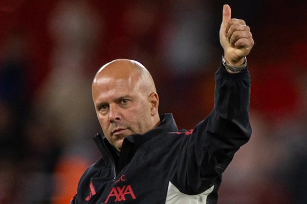 斯洛特说明双核复出, 利物浦后防隐忧犹存