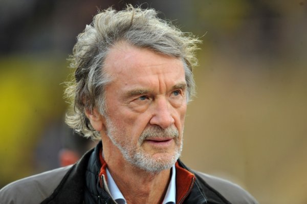 队报：尽管在转会市集参预不及，但英力士集团不会出售尼斯