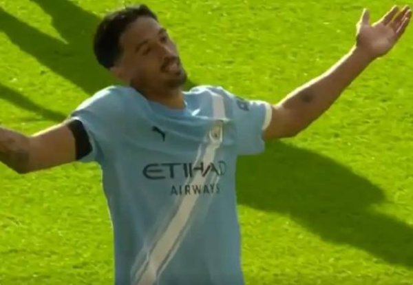 首秀立功+献助攻! 曼城7000万欧强援超值, 曼联阿森纳有危境