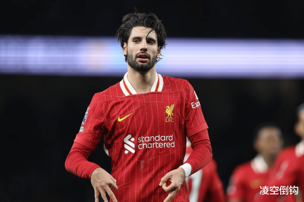 16岁恩古莫哈绝杀, 著名讲明詹俊却狂赞索博斯洛伊: 漏得太漂亮了