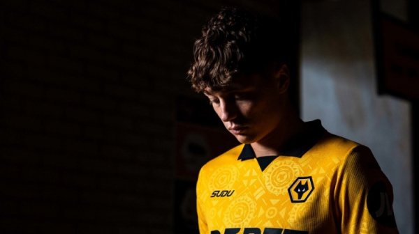 官方：狼队租出赫罗纳后卫克雷伊奇 租出费600万镑买断费2000万镑