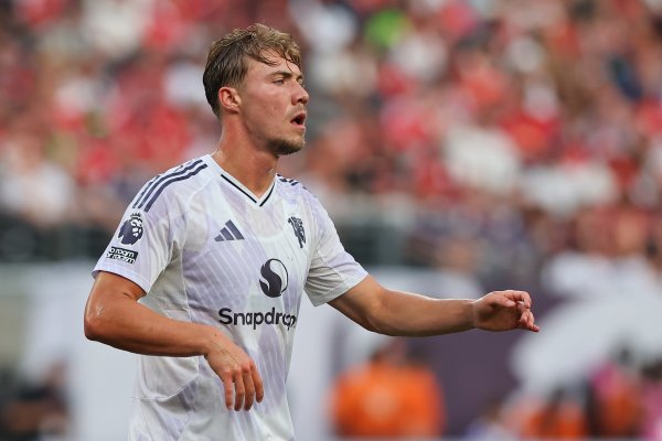 记者：霍伊伦还在与那不勒斯谈个东谈主条件，体检暂定周日