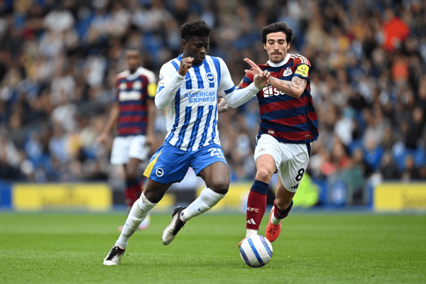 TA: 曼联每年要优化9000万账目;展望再追巴莱巴;梅努留队