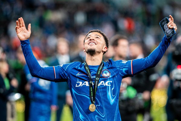 英媒：罗马未废弃桑乔，转会窗关闭前将再次残暴更具诱骗力报价