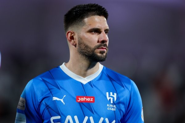 斯基拉：米特洛维奇被保举给米兰和罗马，但他不是主要见识