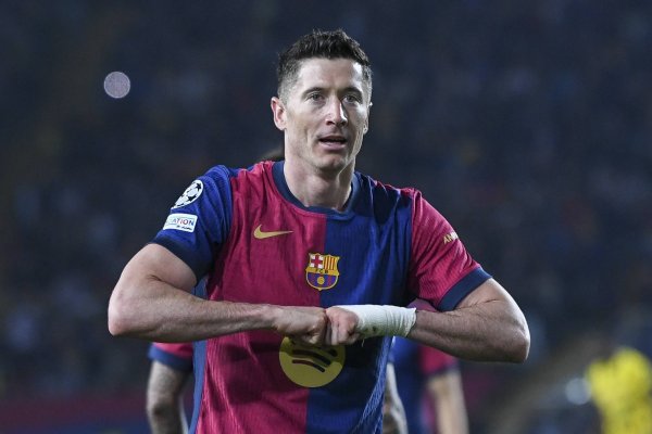 每体：莱万&费兰齐在周一加练，下轮西甲遴荐谁首发将是一浩劫题