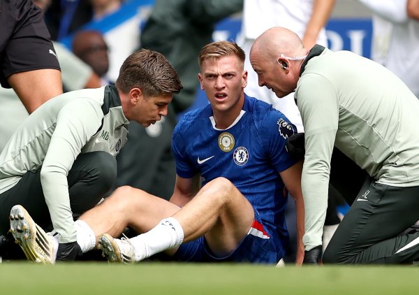 记者：德拉普莫得继承手术的策画，他但愿在圣诞节前复出