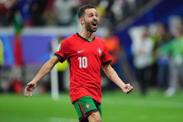 B席：这可能是最要津的客场得胜 2场世初赛拿满6分比什么皆过失