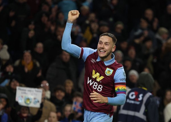 罗马诺：布朗希尔已完成利雅得后生东谈主的体检，24小时内官宣