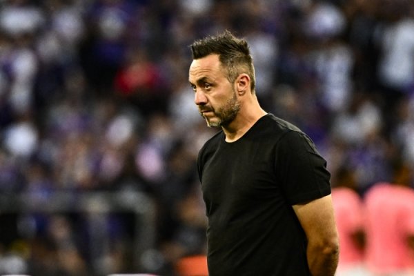 德泽尔比：帕瓦尔不错胜任多个位置，期待他能展现应有的实力