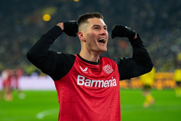 希克：咱们但愿为新帅赢下比赛，后卫们的进展终点出色