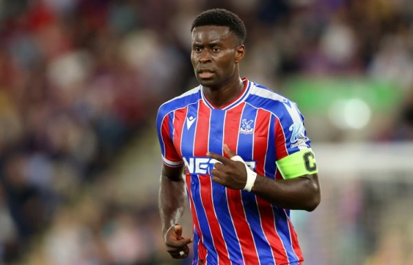 格拉斯纳：我从未威迫以辞职回绝格伊转会，主席最终决定留住他