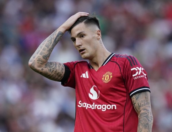 记者：阿莫林偏激体系让舍什科失望，球员完好意思莫得得到任何契机