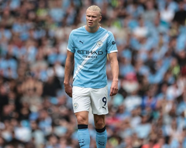 48场49球！哈兰德有望突破最快欧冠50球记录