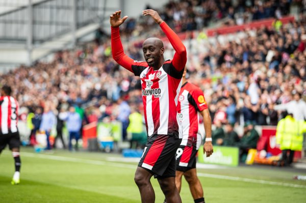 埃迪-豪：维萨正奋勉赶上对阵布莱顿的比赛，他对咱们尽头清贫