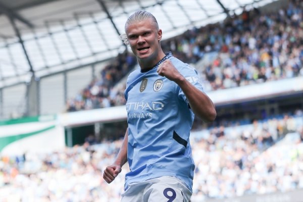 快速反击首开记录，官方：哈兰德被评为阿森纳VS曼城全场最好球员