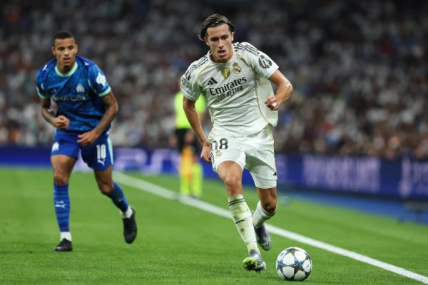 卡雷拉斯本场16次取得球权，皇马后卫前次作念到已经2019年的拉莫斯