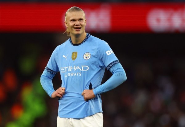 哈兰德50场欧冠51球，是历史惟一至少3次出场且场均超一球的球员