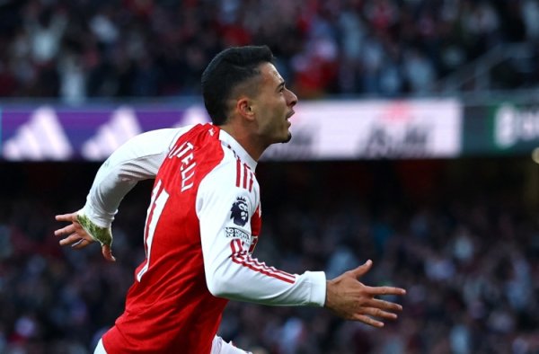 马丁内利本赛季2场欧冠参与3球，已追平此前两个赛季数据