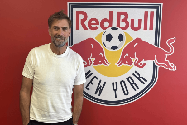 克洛普: 曾和瓜帅说他高尔夫水平提升了, 但他怎么有空打的