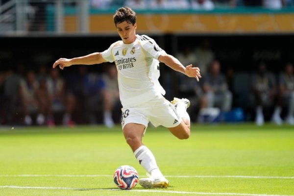 身价1500万！阿斯：皇马先锋贡萨洛在西班牙U21破门，冲破进球荒