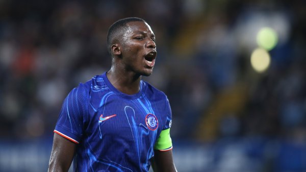 邮报: 凯塞多当年事务将由家东说念主和别称讼师接受, 他在切尔西很振奋