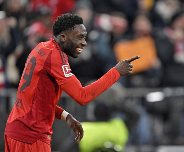 图片报：戴维斯、伊藤已在进行长跑西宾，孔帕尼期待前者12月复出