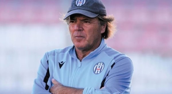 旧将：那不勒斯正在为淡雅的赛程付出代价，他们的把稳力不够鸠合