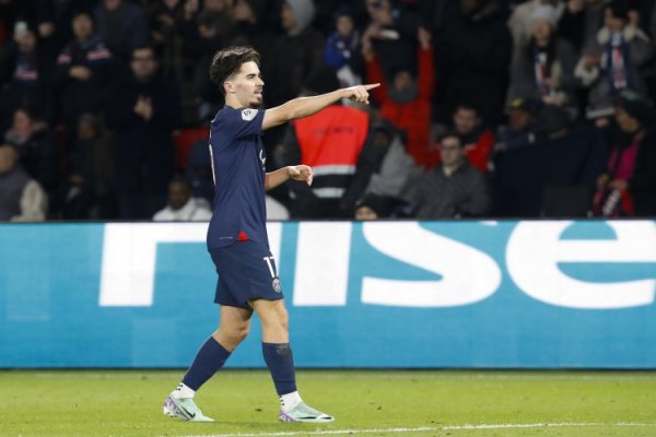 维蒂尼亚盛赞维拉蒂：他是一个真确100%万能型中场，一个魔术师