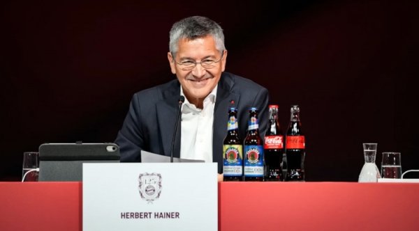 海纳：拜仁即使过程125年也不会在奖杯柜前千里睡，历久保合手饥饿感