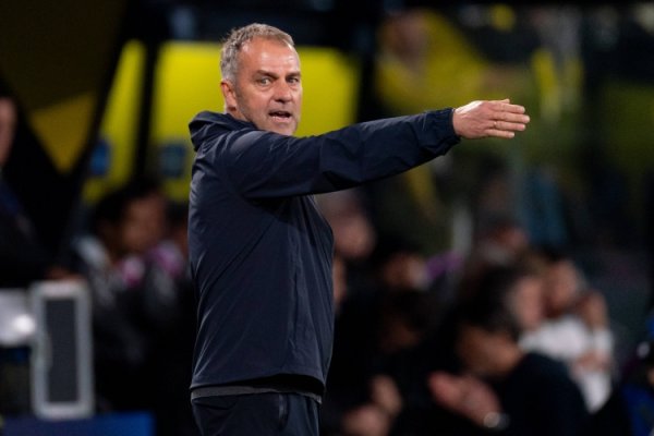 阿斯报：弗里克对拉菲尼亚旧伤复发感到震怒，他条款体能师作念诠释