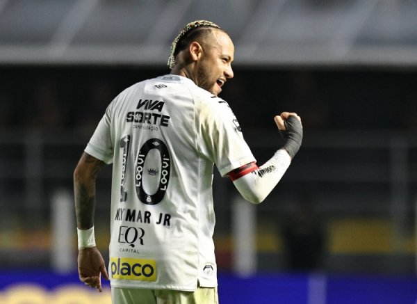 卢森博格：如果把内马尔放在一个正确的位置，他就会有更好的阐发