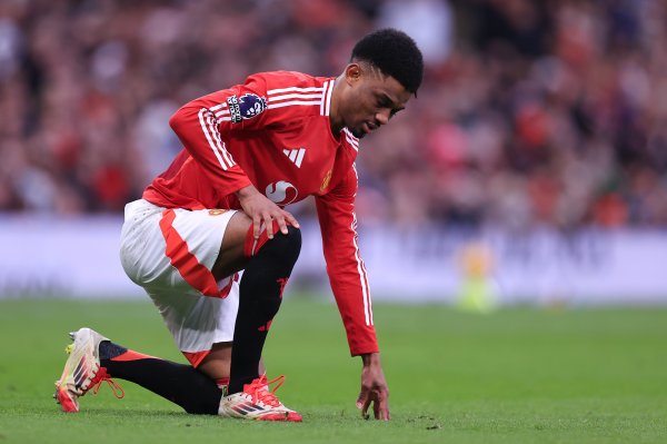 营销号责备阿玛德赛后“探访孕妻”，球员辟谣：假音问