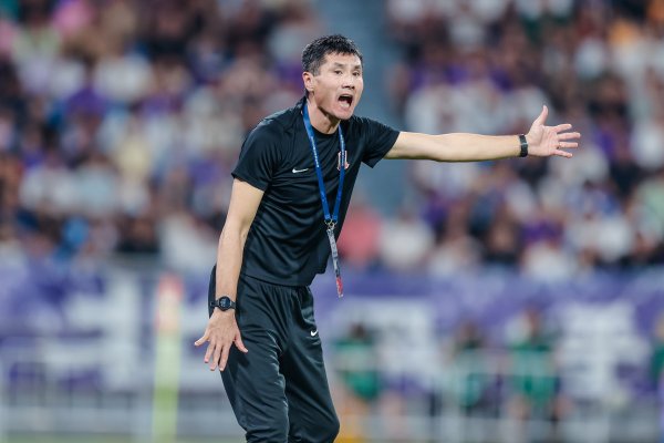 津媒：国足选帅发展为“土洋竞争” 原土新秀派上风阻截疏远