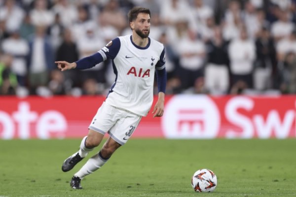 本坦库尔：这一年最佳时期是乌拉圭进寰球杯 热刺夺欧联 家东谈主健康