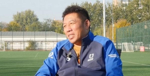王长庆谈“摘桃”：锤真金不怕火了近200名球员 终极筹谋都是培养东谈主才