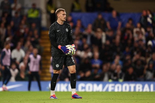 罗马诺：切尔西门将约恩森议论1月离队，决定权在俱乐部手中