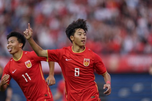 津媒：国少首轮大捷仍不行拖拉，当今以为锁定晋级资历为前锋早